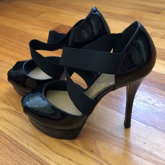JESSICA SIMPSON, Black Heels - Picture 3 of 4
